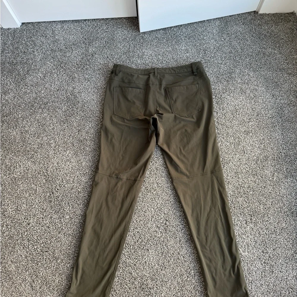 Men’s ABC Slim-Fit 5 Pocket Pant Warpstreme (Gator Green) - Picture 2 of 6